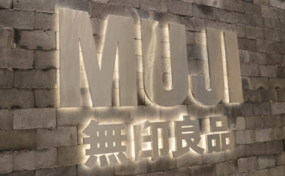 Basic Metal Halo Lit Signs For Muji