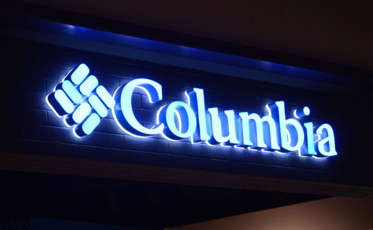 Halo Signage for Columbia