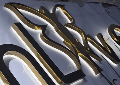 halo lit signs case image